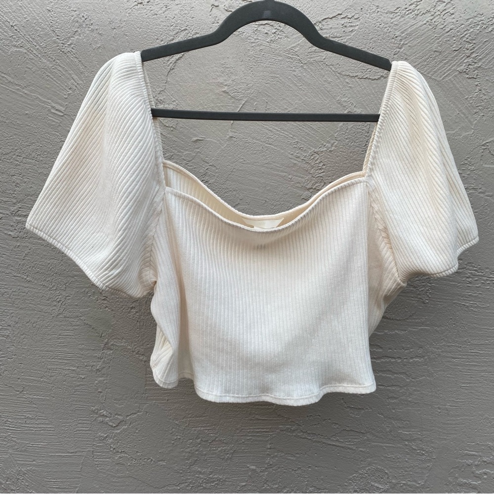 H&M Cream Cropped Ribbed Top